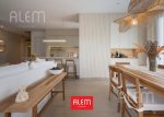 Departamento con terraza en venta en Pinamar Norte