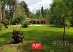 Quinta en Barrio Los Pinos- ALQUILER ANUAL-