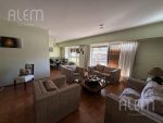 VENTA Departamento - Piso de 4 ambientes con dependencia, cochera y baulera. - Imagen 3