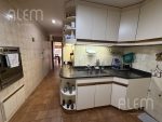 VENTA Departamento - Piso de 4 ambientes con dependencia, cochera y baulera. - Imagen 12