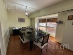 VENTA Departamento - Piso de 4 ambientes con dependencia, cochera y baulera. - Imagen 8