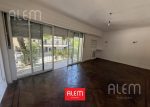 Departamento en venta en San Cristóbal - Amplio 4 ambientes con dependencia. -